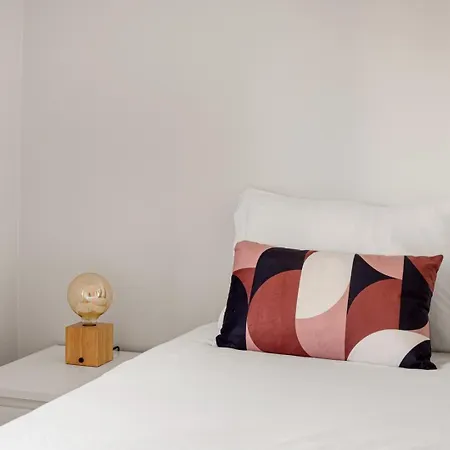 Wfh Urban Retreat @ Carnide Апартаменти Лісабон