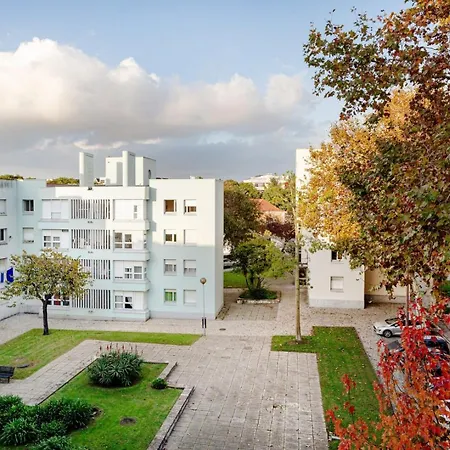 Wfh Urban Retreat @ Carnide Лісабон