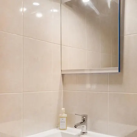 Wfh Urban Retreat @ Carnide *