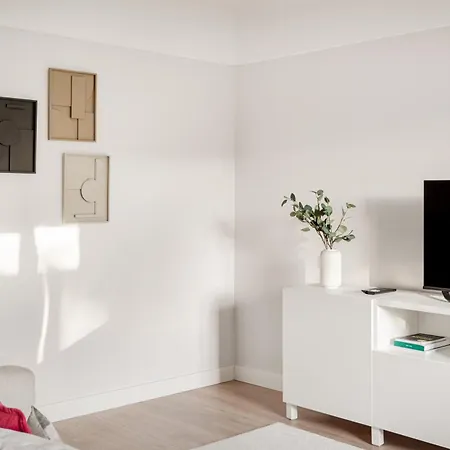 Wfh Urban Retreat @ Carnide Διαμέρισμα *