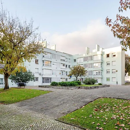 Apartment Wfh Urban Retreat @ Carnide Lisbon