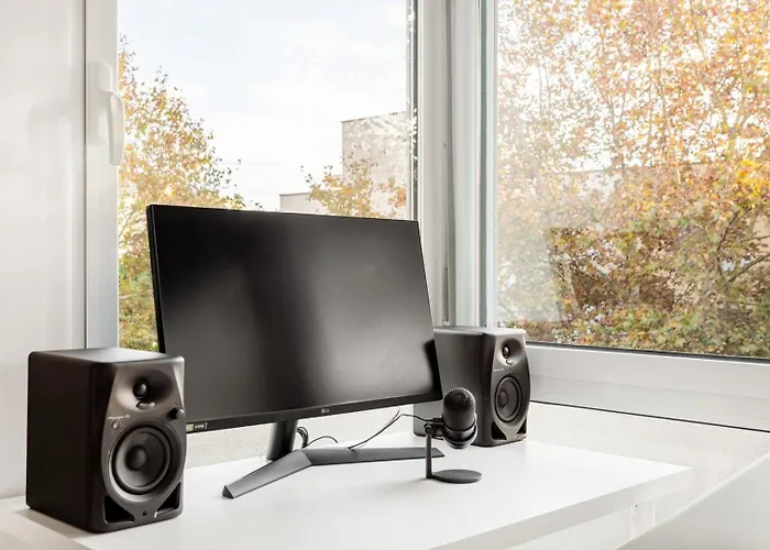 Wfh Urban Retreat @ Carnide Apartment Lisbon