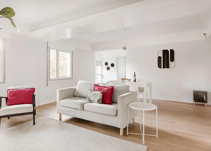 Wfh Urban Retreat @ Carnide Apartment *